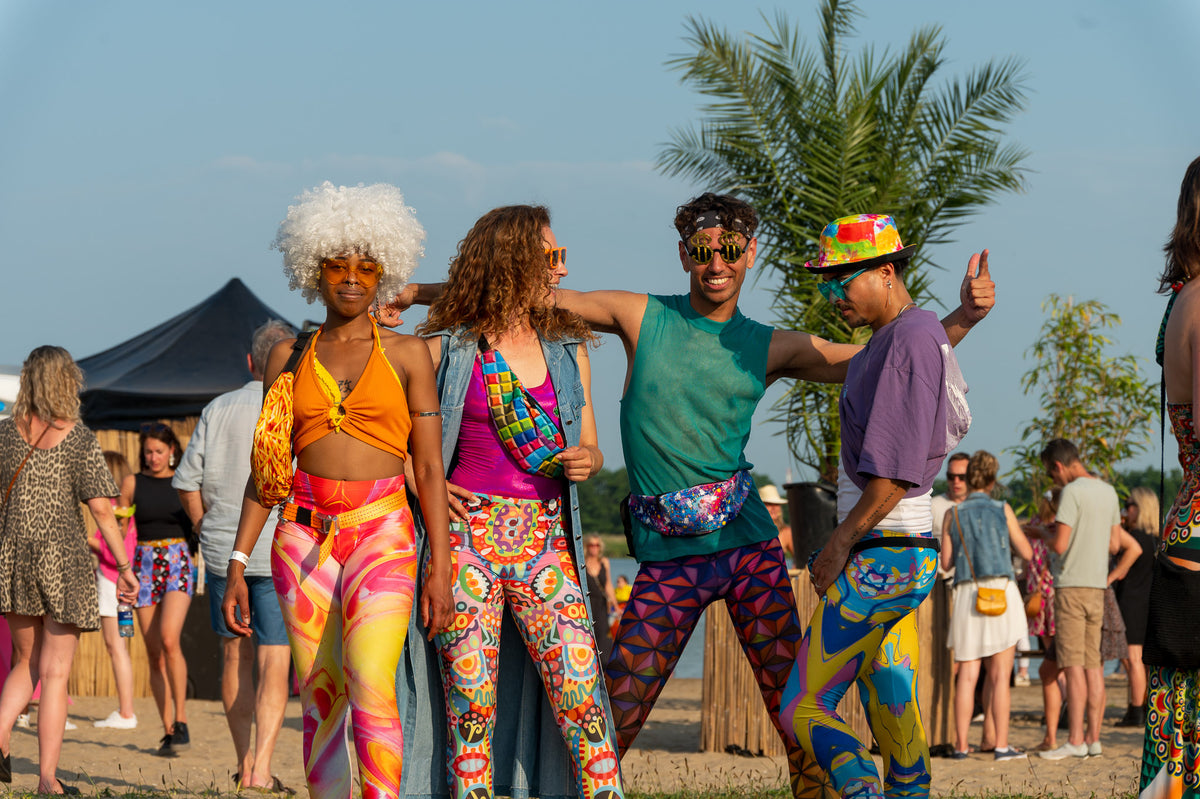 Festivalleggings op een festival